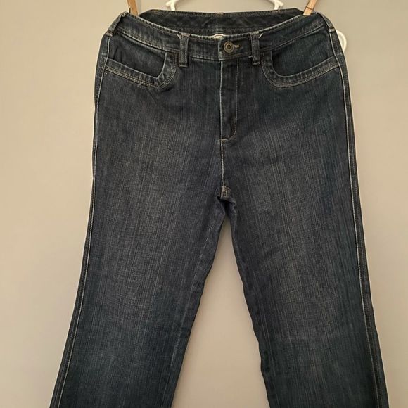 Talbots Jeans. Women’s size 4 stretch. EUC. Dark blue. Bootcut - Picture 2 of 5